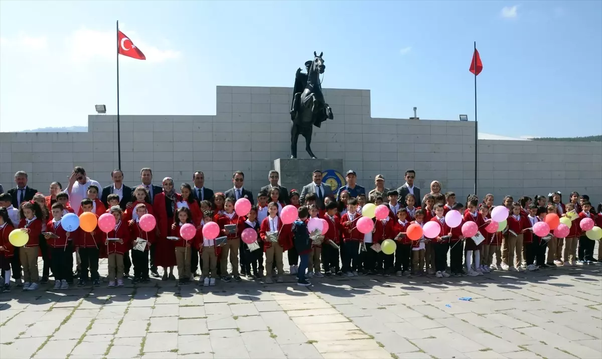 Sarıkamış’ta İlköğretim Haftası Kutlandı