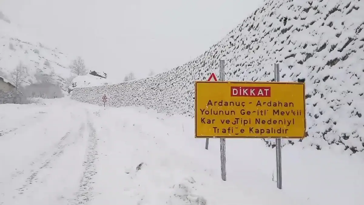Artvin’de 127 Köy Yolu Kapandı