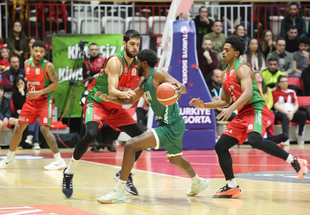 Yalovaspor Basketbol, Darüşşafaka’yı Yendi