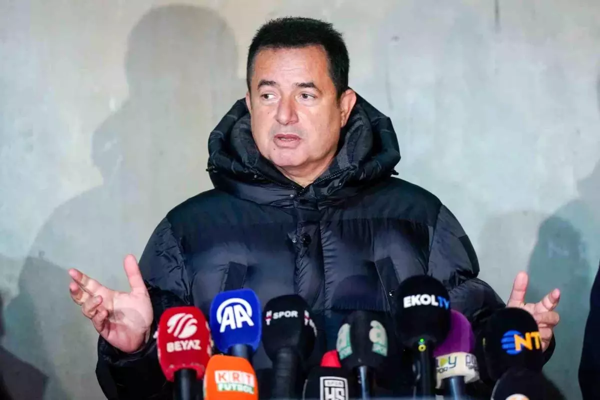Acun Ilıcalı’dan Yabancı Hakem Açıklamaları