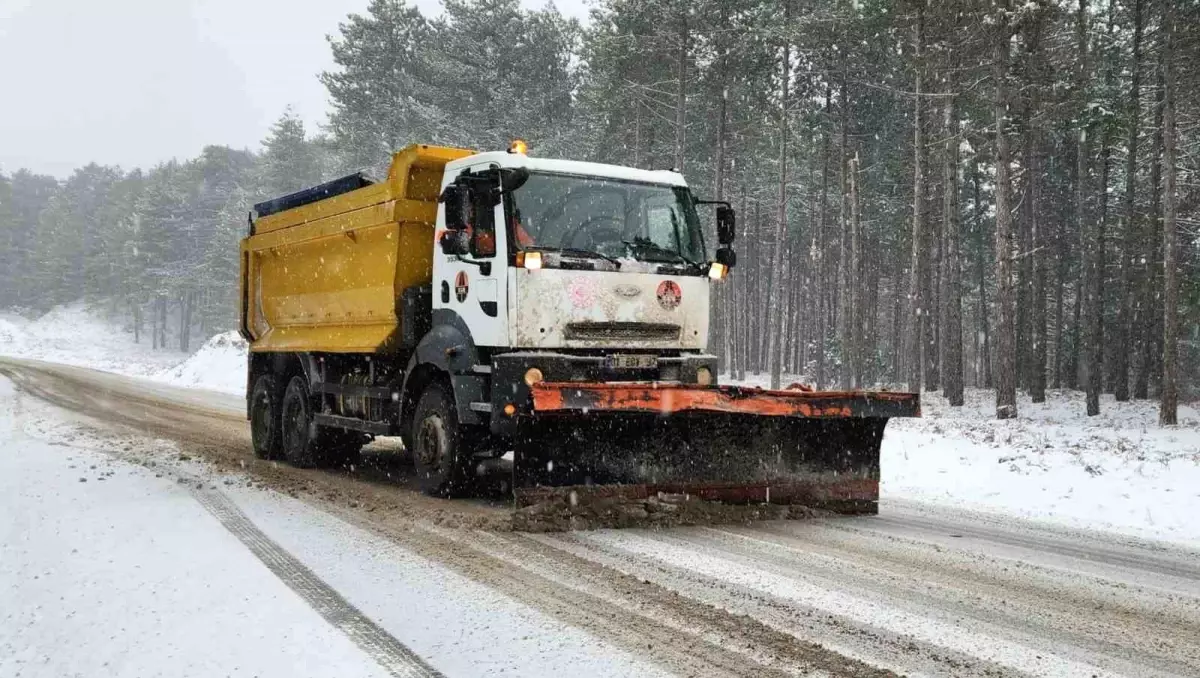 Kazdağları’nda Kar Yağışı Ulaşımı Olumsuz Etkiliyor